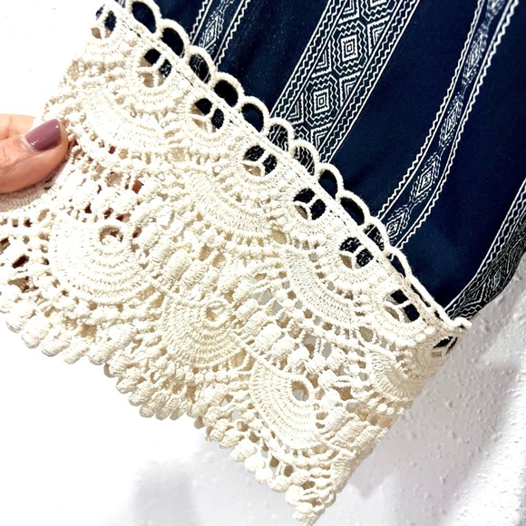 Xhilaration Black and White lace Patterned Cardigan XL - Picture 5 of 7